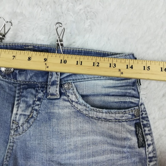 Silver Jeans Womens Tuesday Capri Blue Denim Light Wash Distressed Patch Low 28 - Picture 5 of 10